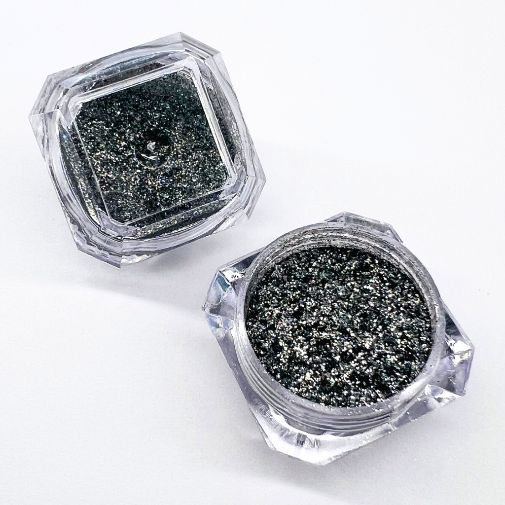 Black - Diamond Flakes